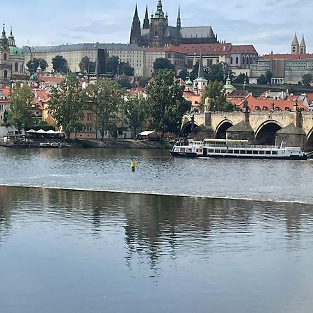 Old Town Herberghaus, 250M To Charles Bridge Lägenhet Prag Exteriör bild